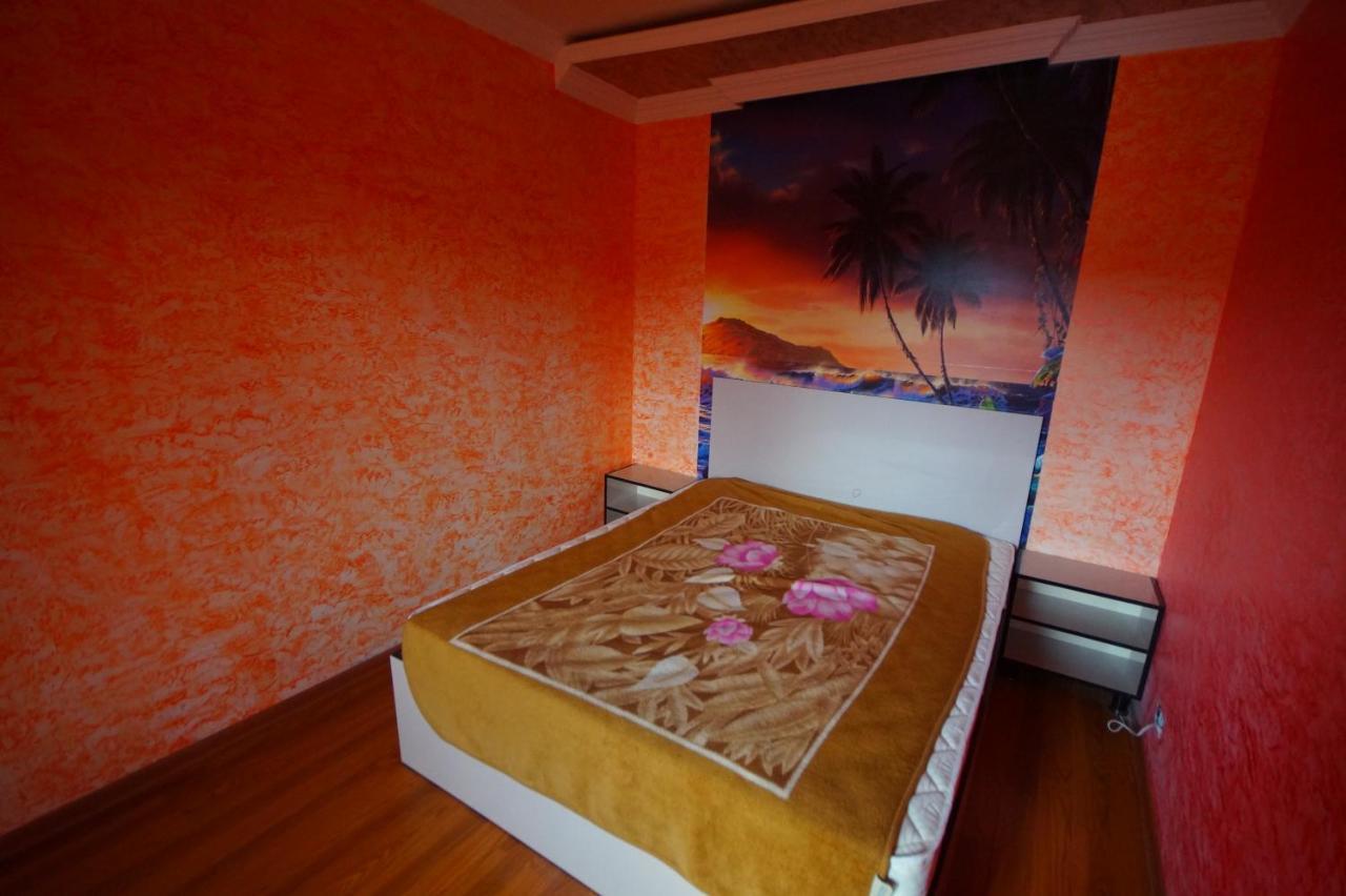 Oasis Gasamania Hotel Батуми Стая снимка